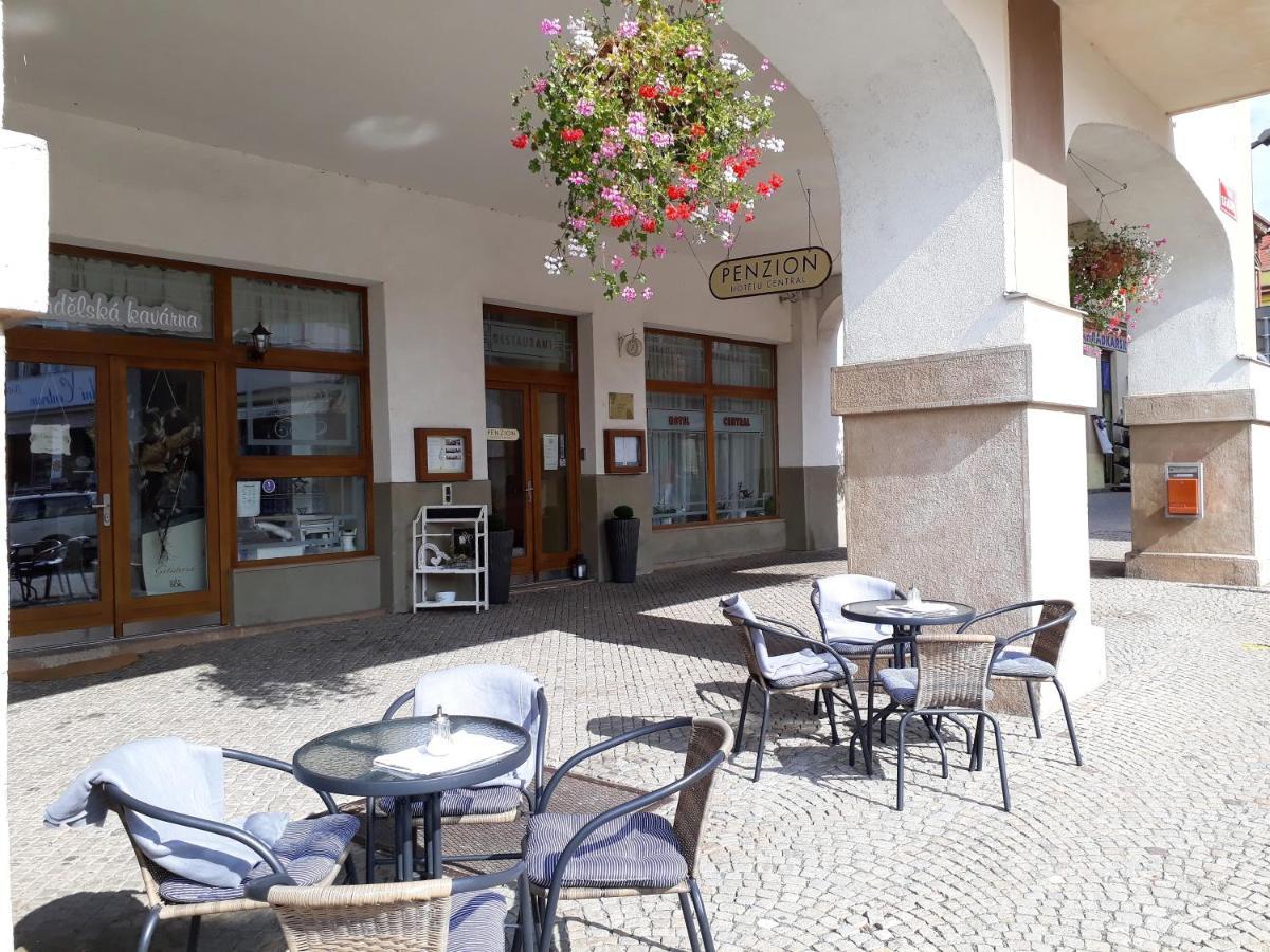 Penzion Hotelu Central Dvůr Králové nad Labem Extérieur photo