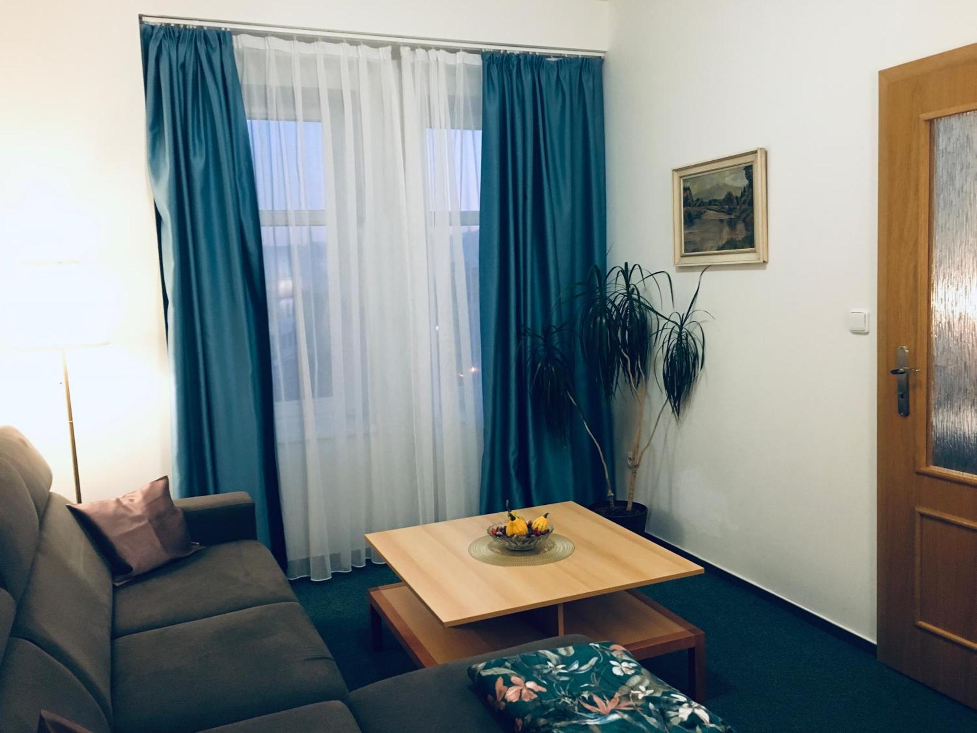 Penzion Hotelu Central Dvůr Králové nad Labem Extérieur photo